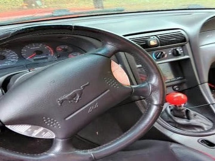 2002 Ford Mustang