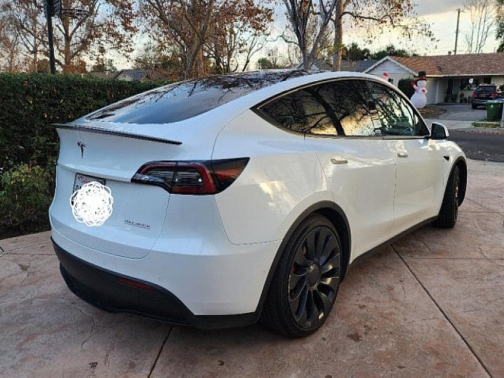 2022 Tesla
