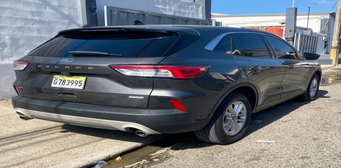 2020 Ford Escape