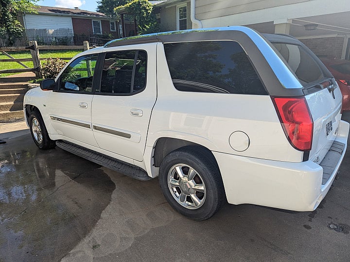 2004 GMC