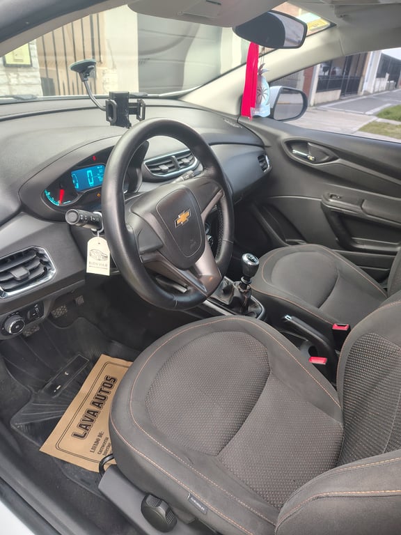 2014 Chevrolet Onix