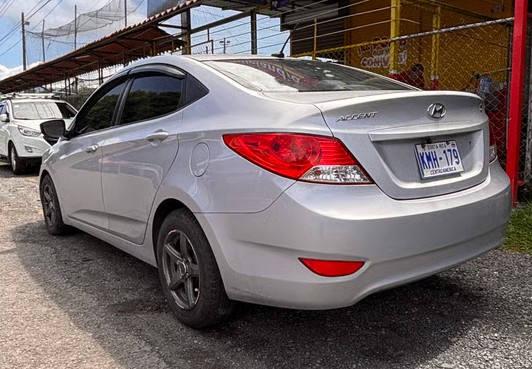 2013 Hyundai Accent