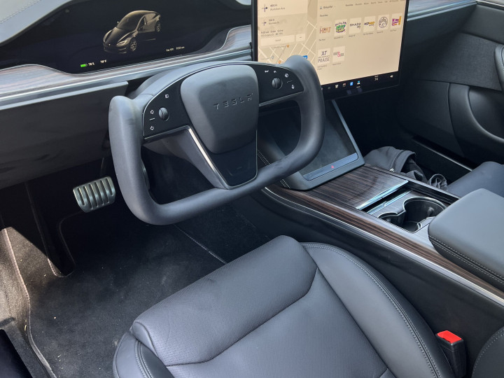 2022 TESLA Model S