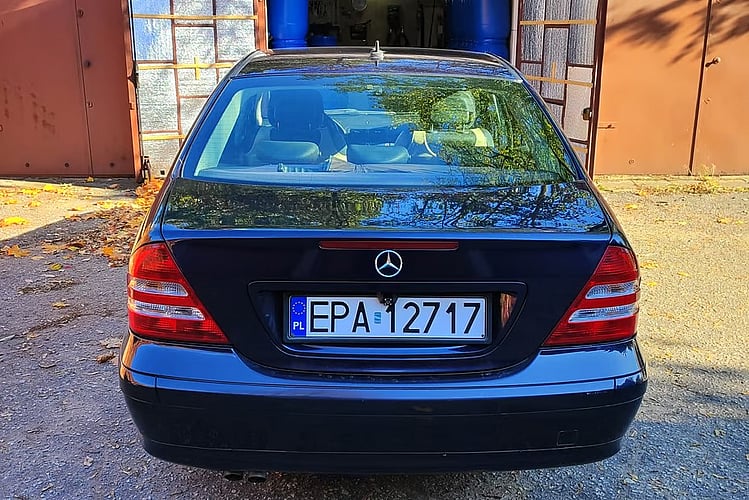 2005 Mercedes-Benz C-Class