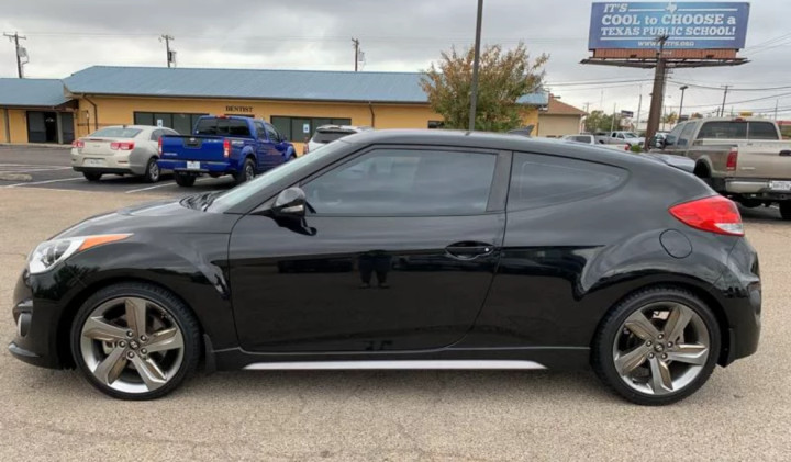 Hyundai Veloster