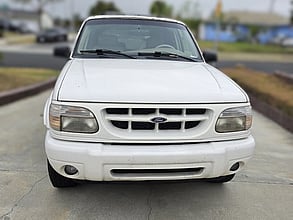 2000 Ford Explorer