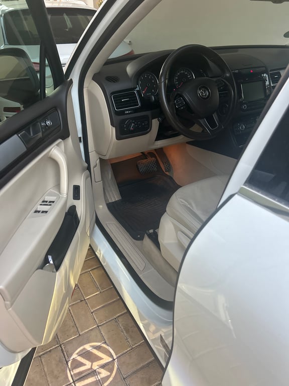car-2