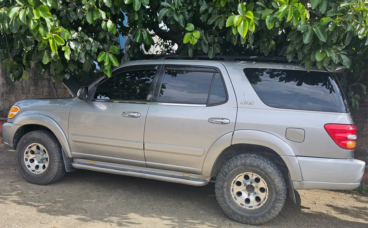 2001 Toyota Sequoia