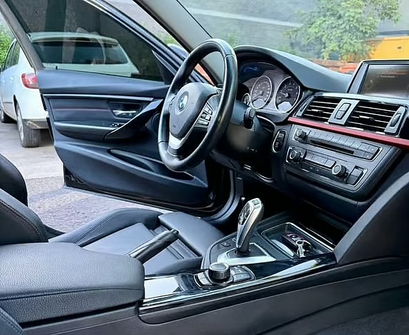car-3
