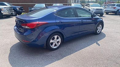 2016 HYUNDAI Elantra