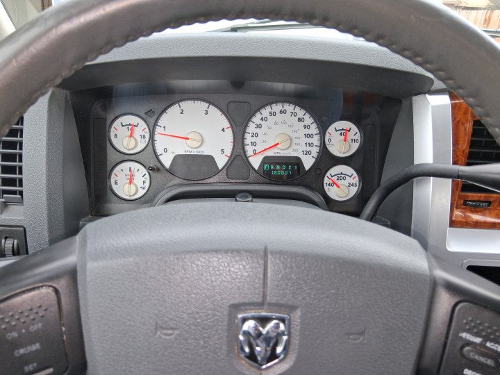 Dodge Ram Pickup 2500 2006
