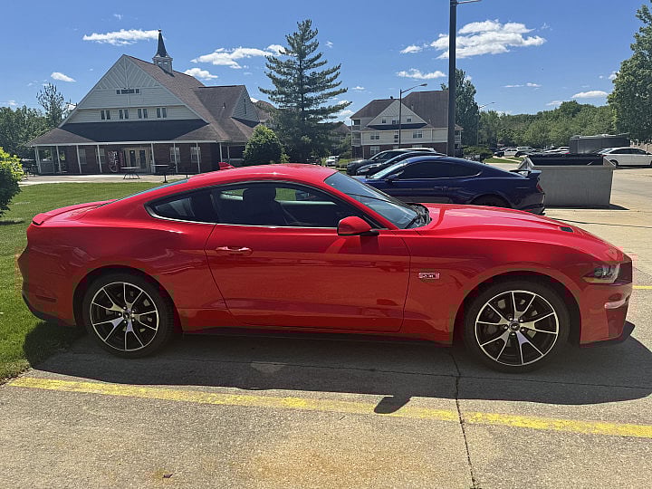2021 Ford Mustang