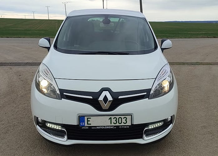 2014 Renault Scenic