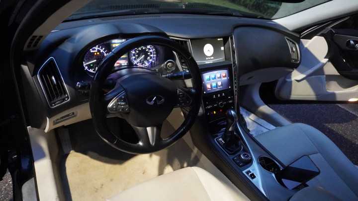 INFINITI Q50 38117