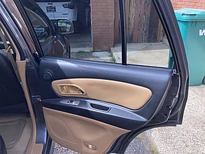 2002 Isuzu Axiom