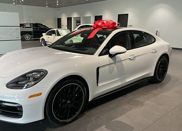 2022 Porsche Panamera