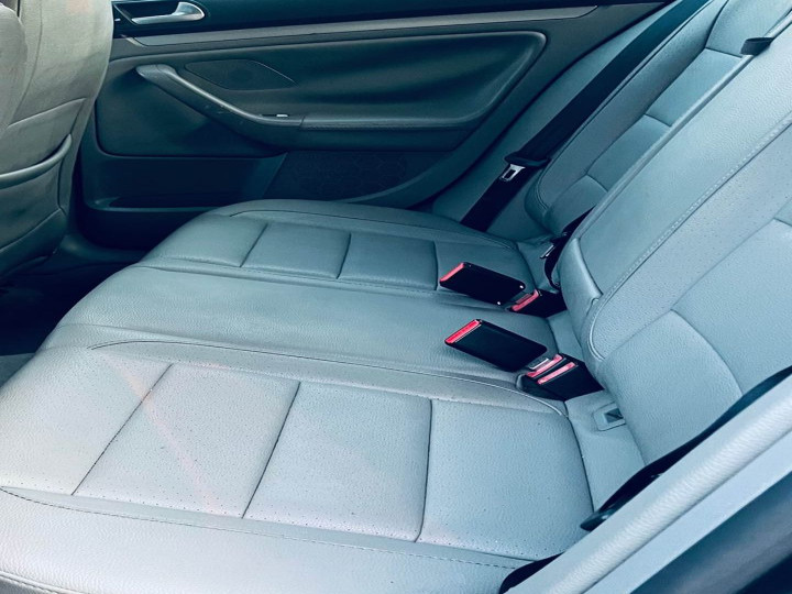 2006 VOLKSWAGEN Jetta
