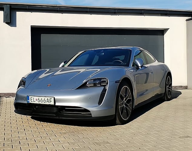 2021 Porsche Taycan