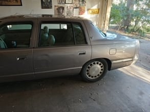 1999 CADILLAC DeVille