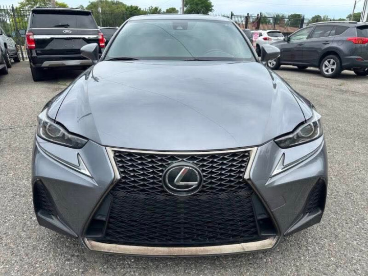 2018 Lexus IS