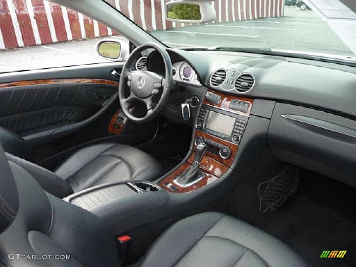 2005 Mercedes-Benz CLK-Class