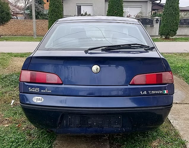1999. Алфа Ромео 146