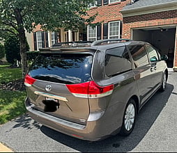2013 TOYOTA Sienna