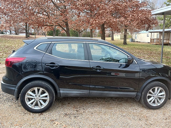 2017 Nissan
