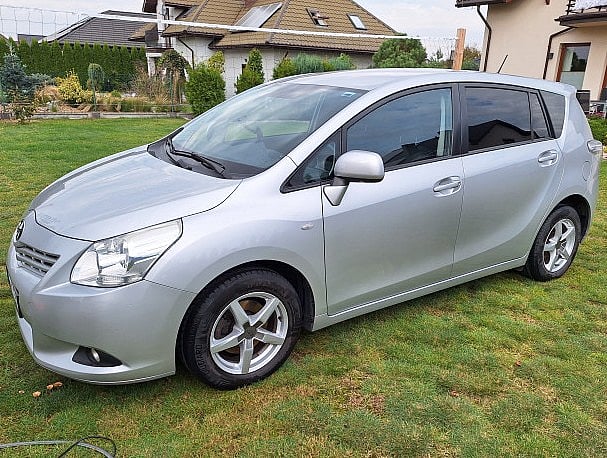 2009 Toyota Verso