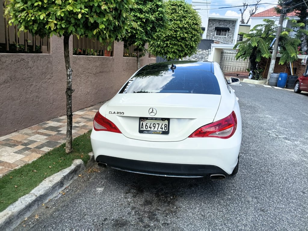 2015 Mercedes-Benz GLA