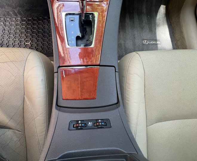 2010 LEXUS ES