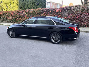 2017 GENESIS G90