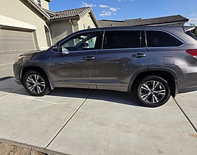 2018 TOYOTA Highlander