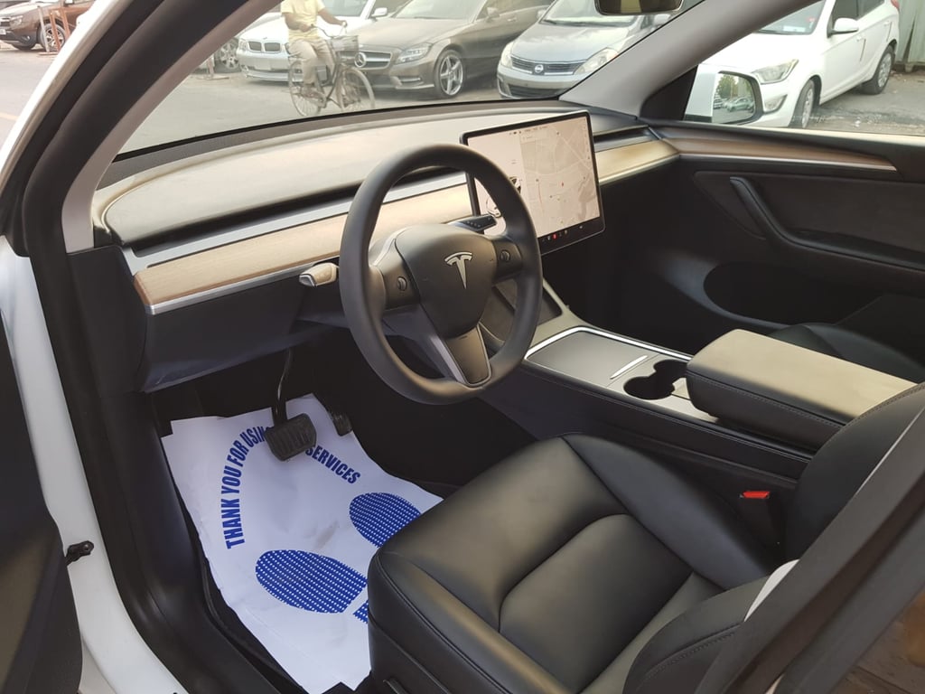 car-8