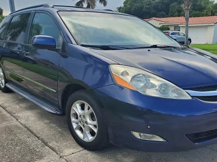 Toyota Sienna