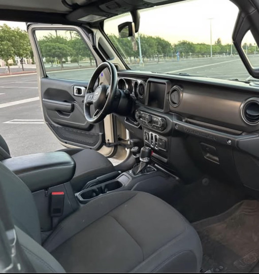 Jeep 93710