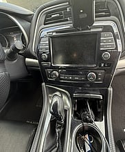 2022 NISSAN Maxima