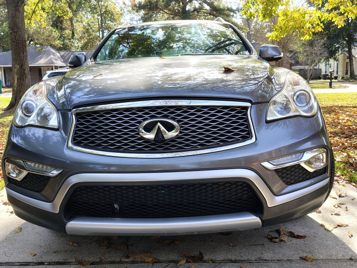 2017 INFINITI