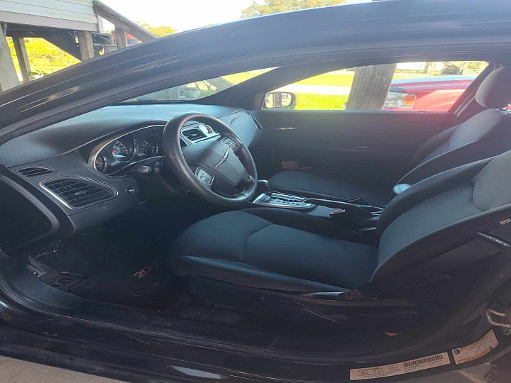 2012 Chrysler 200