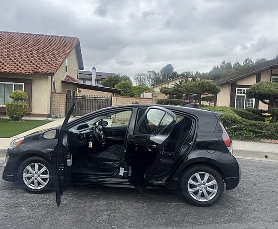2017 Toyota Prius c