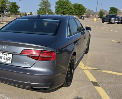 Audi A8 75036