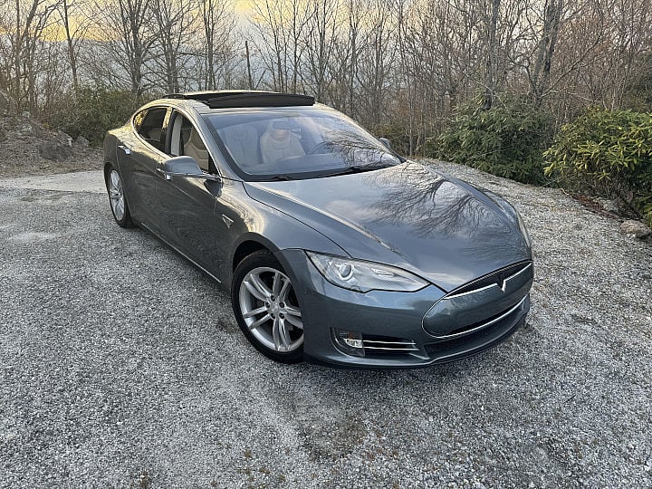 2013 Tesla