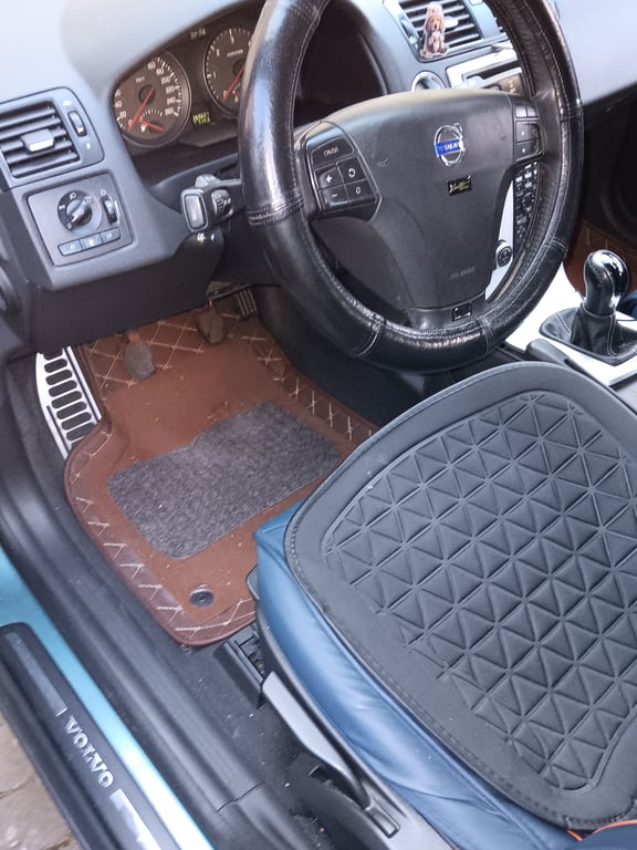 2010 Volvo V50