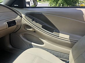 2003 FORD Mustang