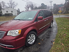 2011 CHRYSLER Town and Country