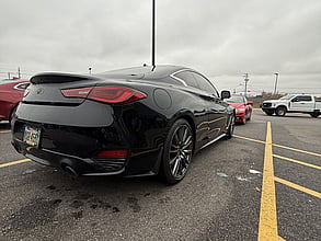 2017 INFINITI Q60