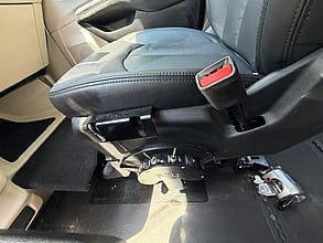 2023 CHRYSLER Voyager