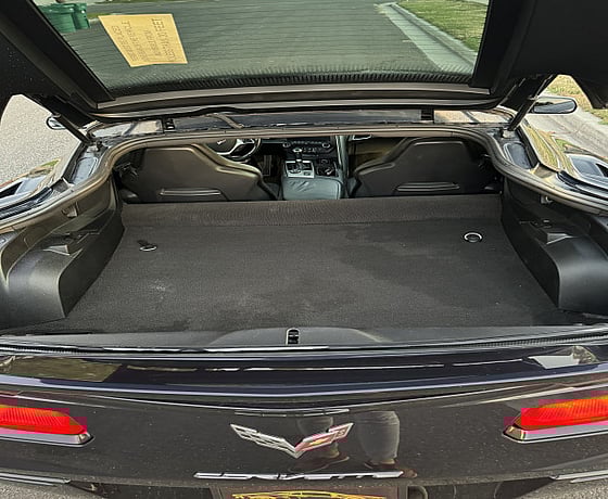 Chevrolet Corvette 84041