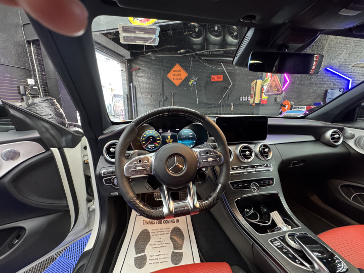 Mercedes-Benz C-Class 90017