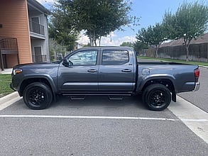 2022 TOYOTA Tacoma